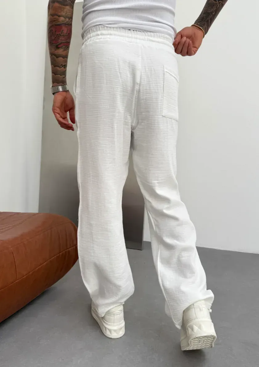 beyaz rahat kesim pantolon